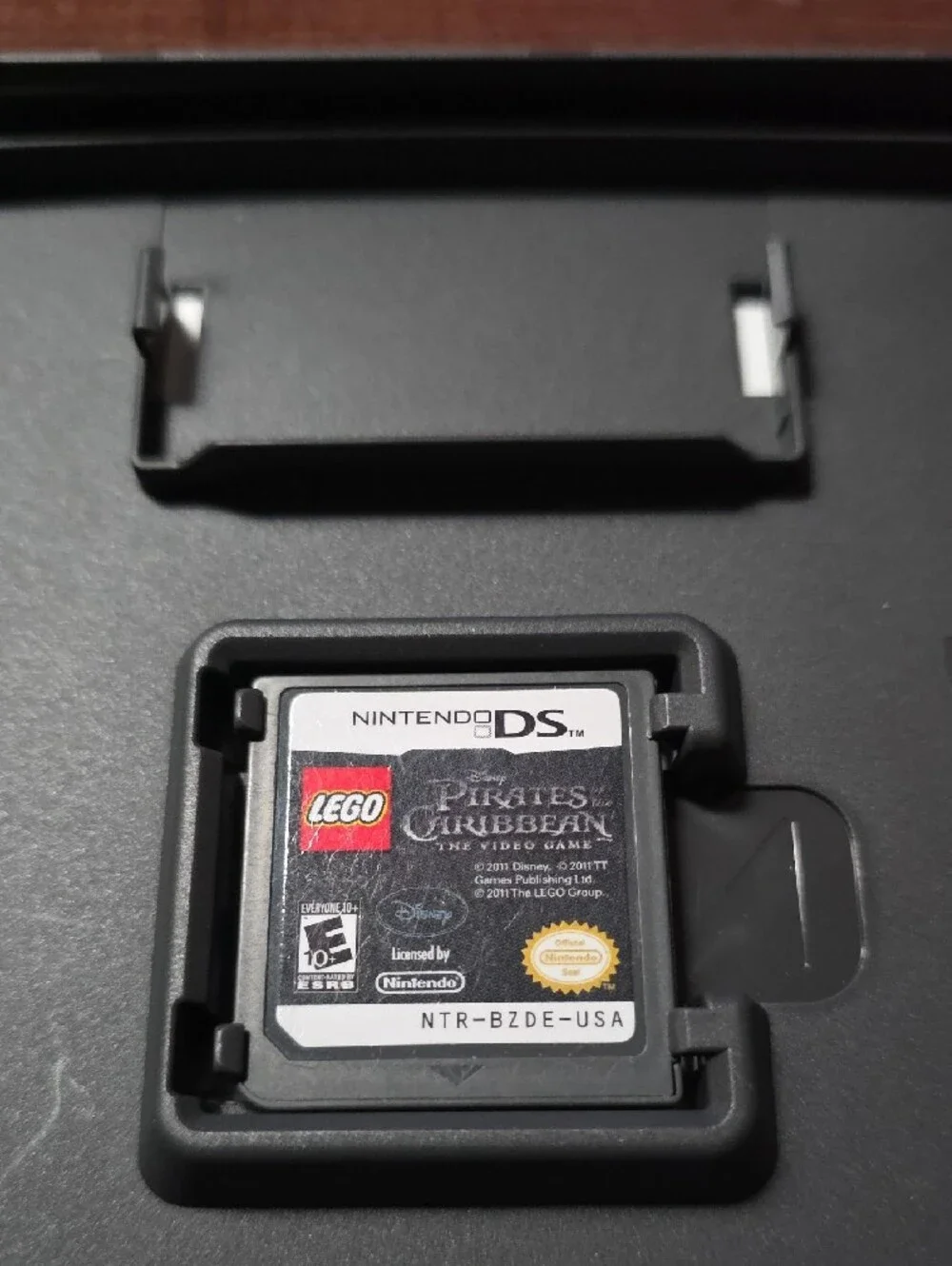 Nintendo DS LEGO Pirates of the Caribbean Game – Brown & Blue Artwork